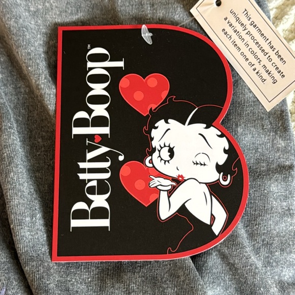 Betty Boop Angel‎ Y2K Style Graphic Tee L NWT - Picture 4 of 14
